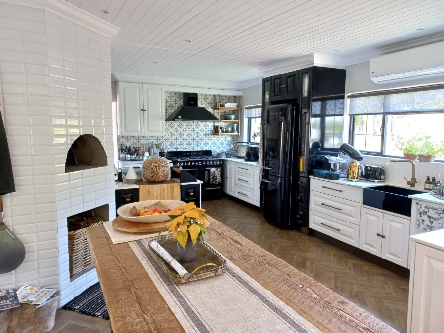 5 Bedroom Property for Sale in Keidebees Northern Cape